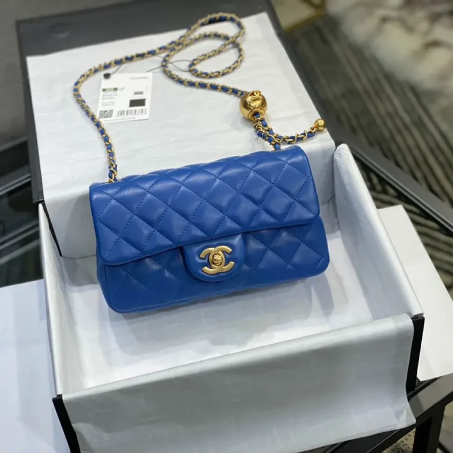 Chane1 Underarm Bag Model: AS1786/AS1787 Size: 20137cm 18137cm