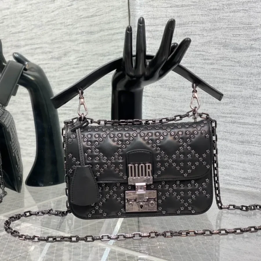 Black LUCKY size:21*3*13cm