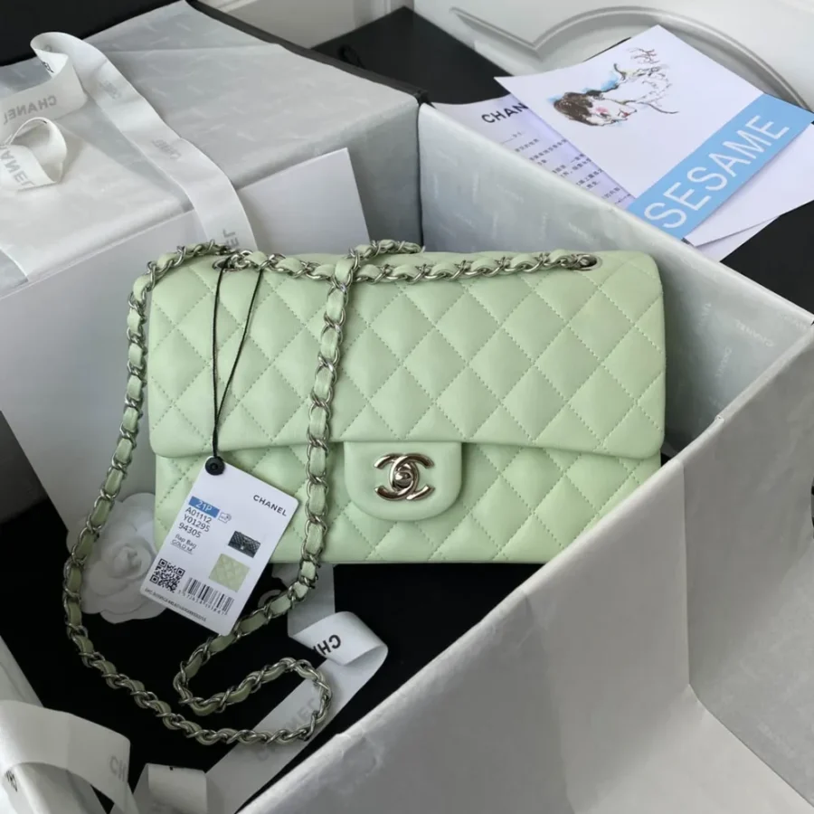 Chane1 A01112 Size: 15.5x25.5x6.5cm