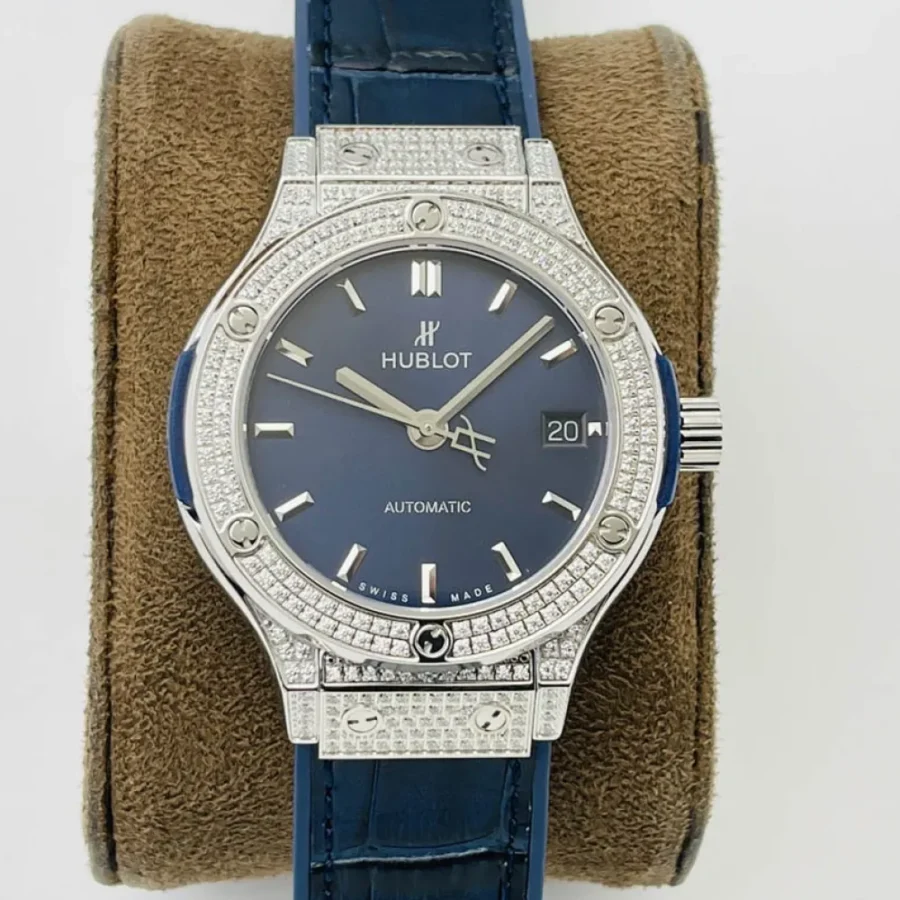 Hublot series watch diameter: 38MM