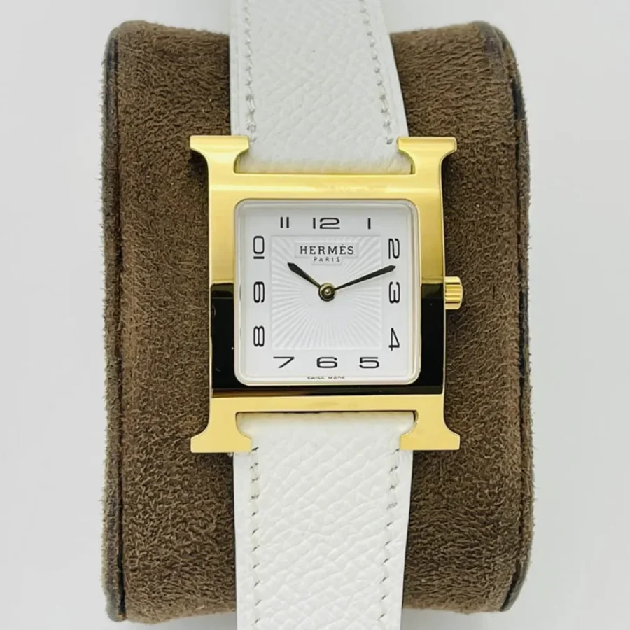 Hermes diamond series watch Size: 26X26MM
