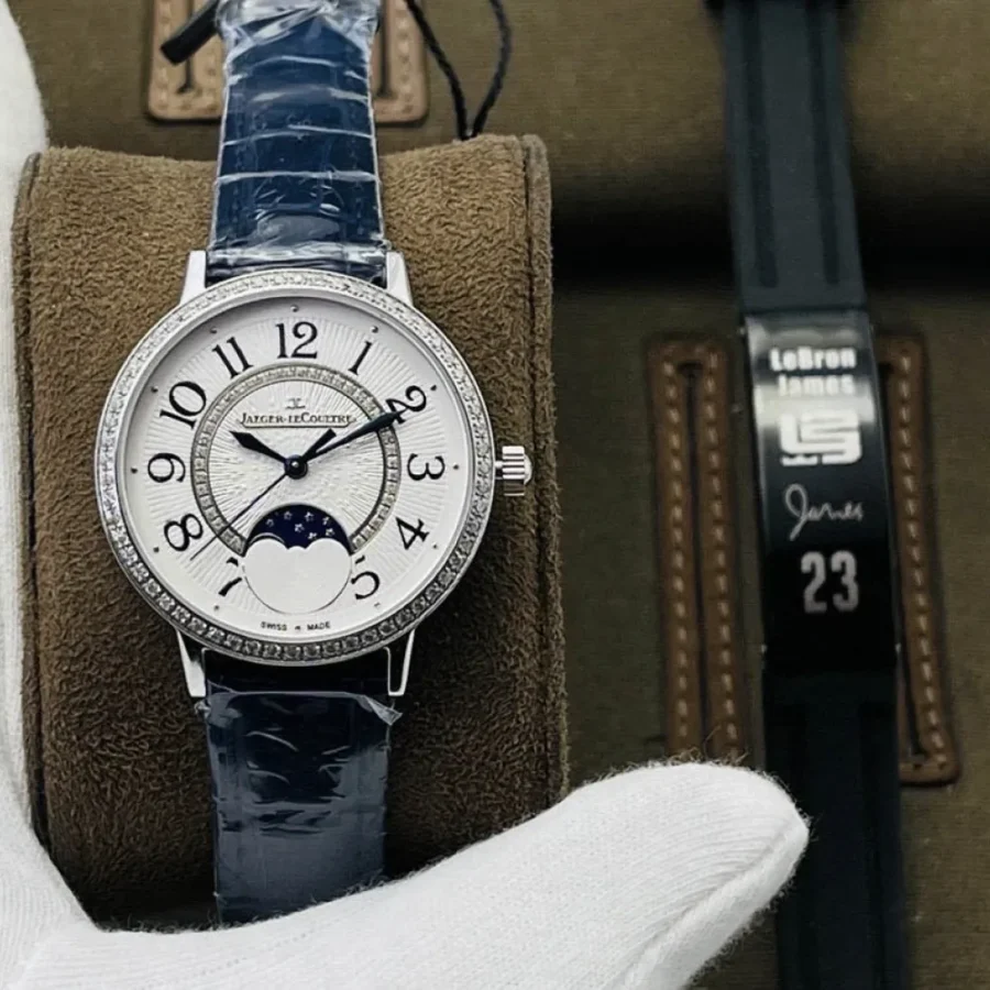 Jaeger-LeCoultre watch Diameter: 34*8.8 mm Model: Q3572430