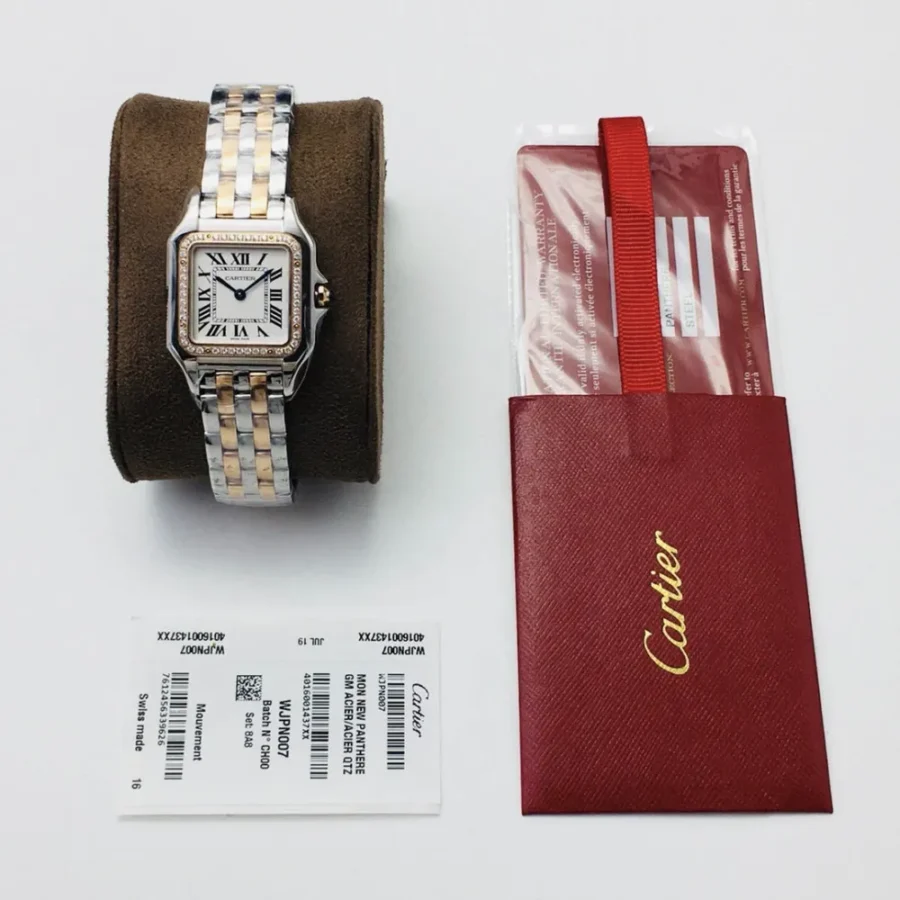 Cartier Cheetah series watch Diameter: 27*37 mm