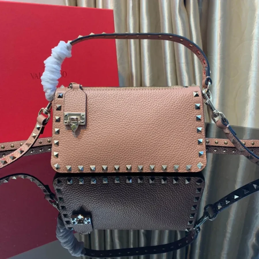 Valentino Size: 19x13x7 cm