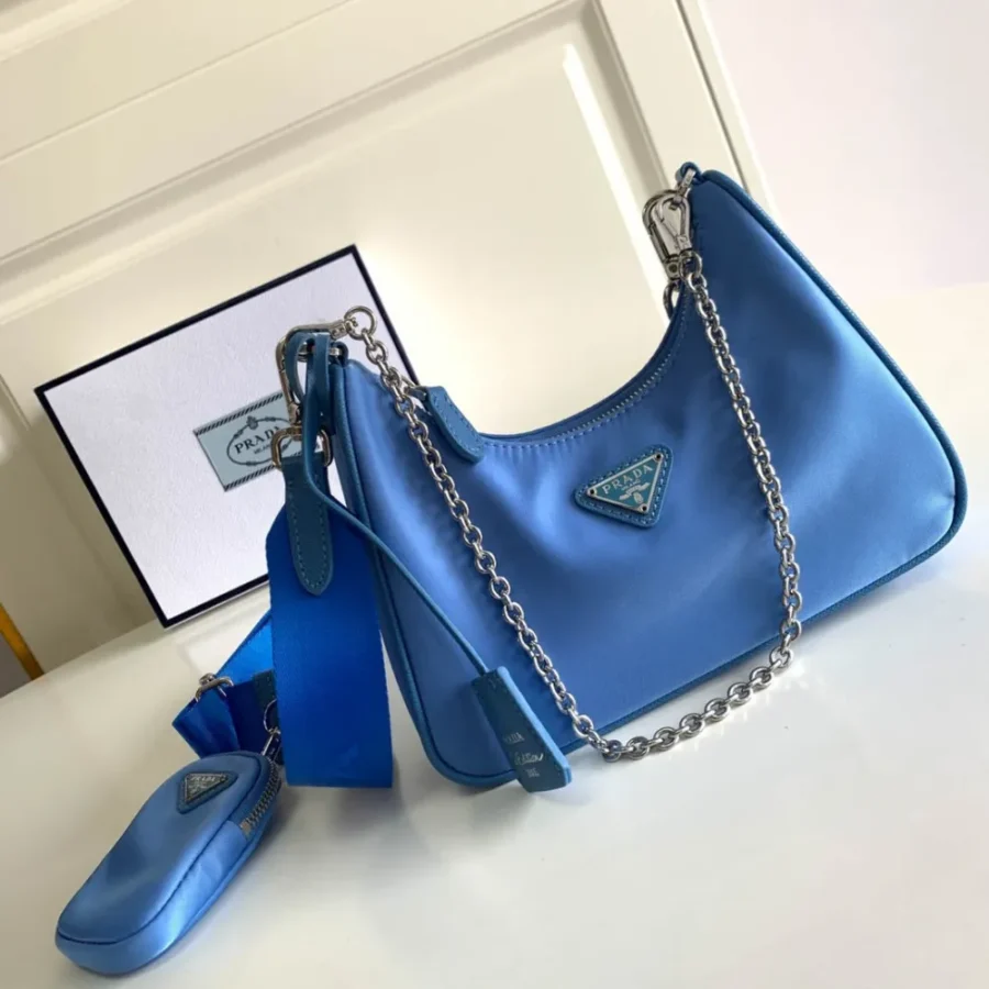 Prada Underarm Bag 1BH204 Size: 22x12cm