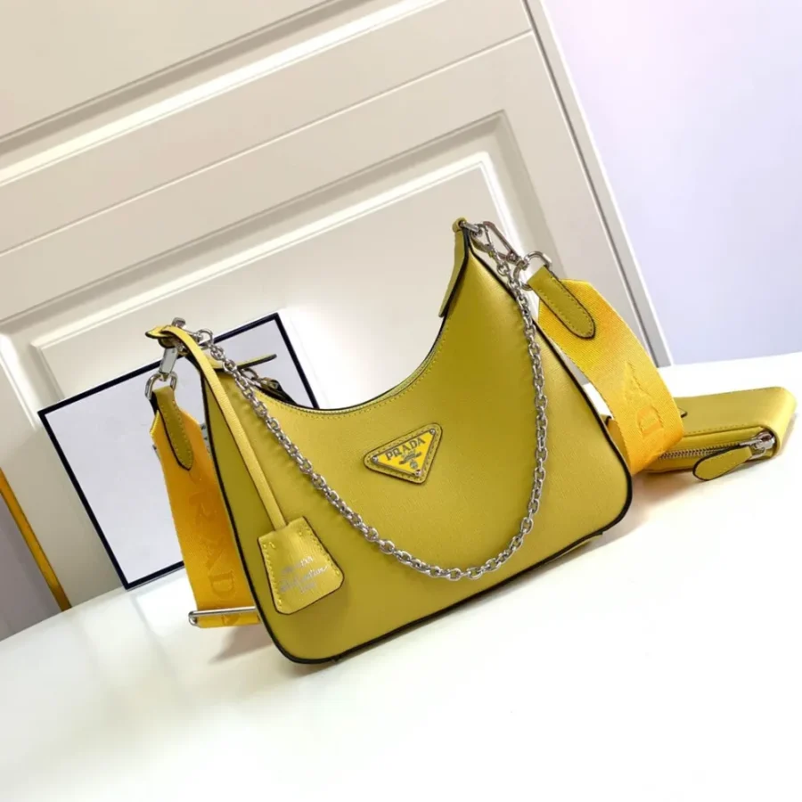Prada Underarm Bag Size:23x17cm 1BH210