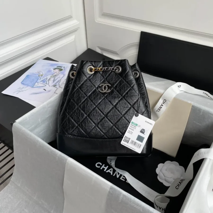 CHANEL retro backpack size:24*23*11.5
