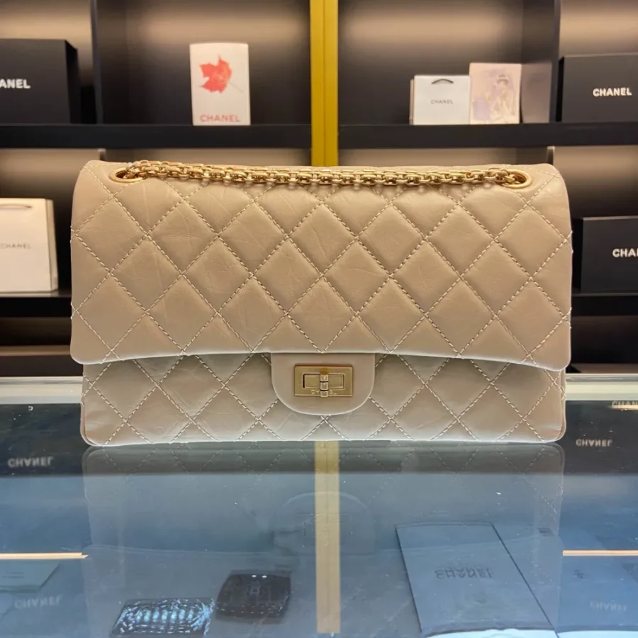 CHANEL Size: 24cm Ident No.: 037586