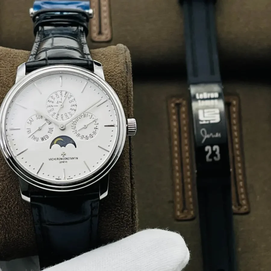 Vacheron Constantin Heritage Watch Model: P1900 rose gold