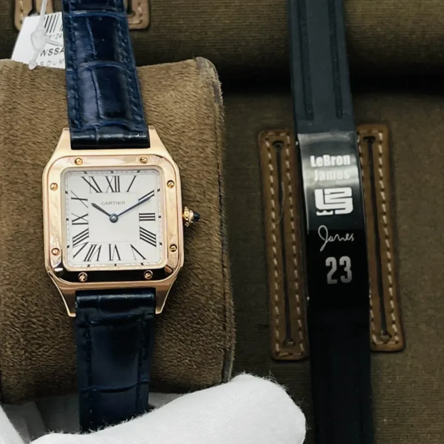 Cartier Couple Watch Diameter: 43.5X31.4mm 38X27.5mm