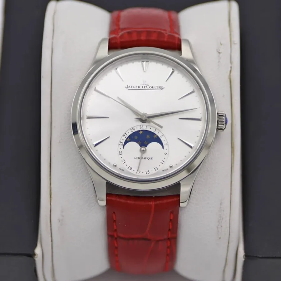 Jaeger-LeCoultre Simple Series Watch Size: 34mmX10.5mm