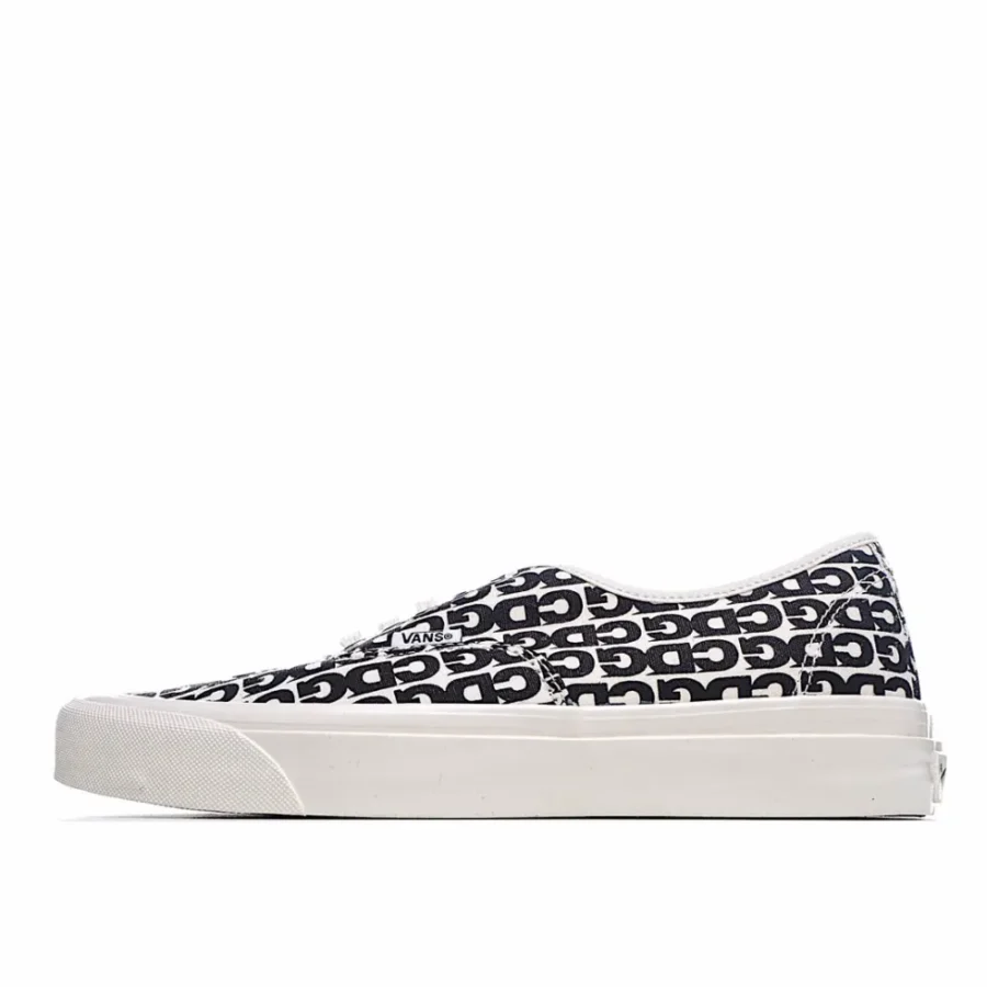 Vans Authentic Low-Top Sneakers