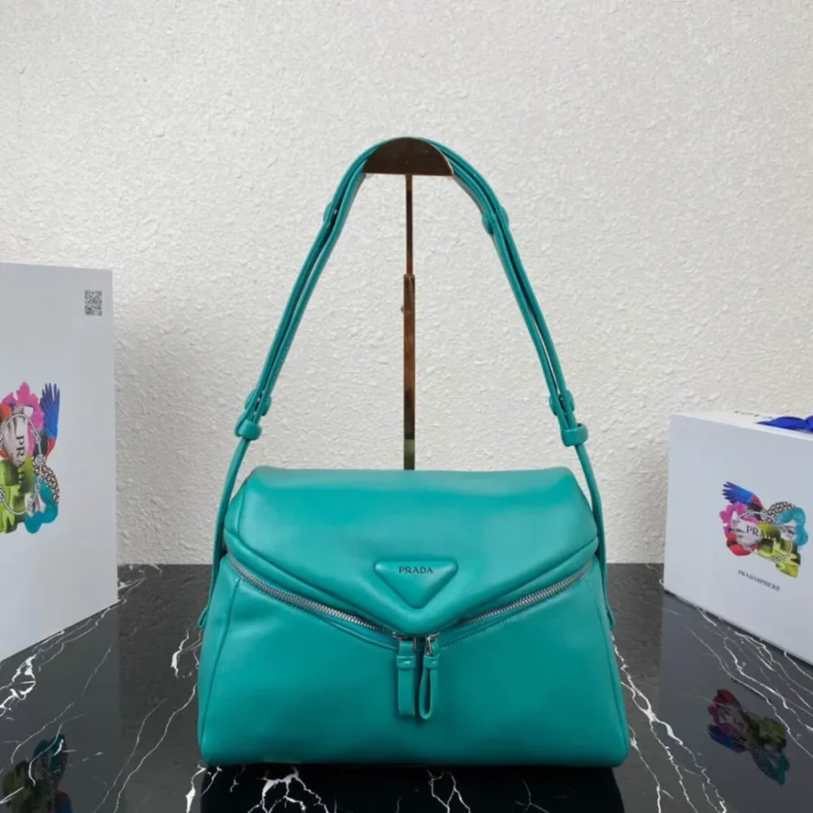 Prada Women's Bag 32x21cm 1BC165