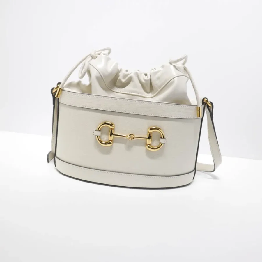 Size:602118 Size:22x25x12cm
