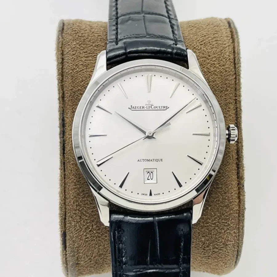 Jaeger-LeCoultre Maestro watch