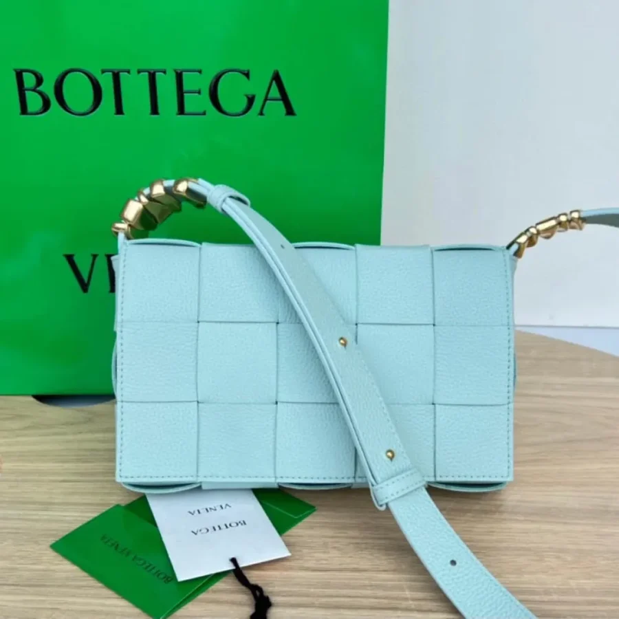 B.V Lychee print bag Size: 23x15cm 666870