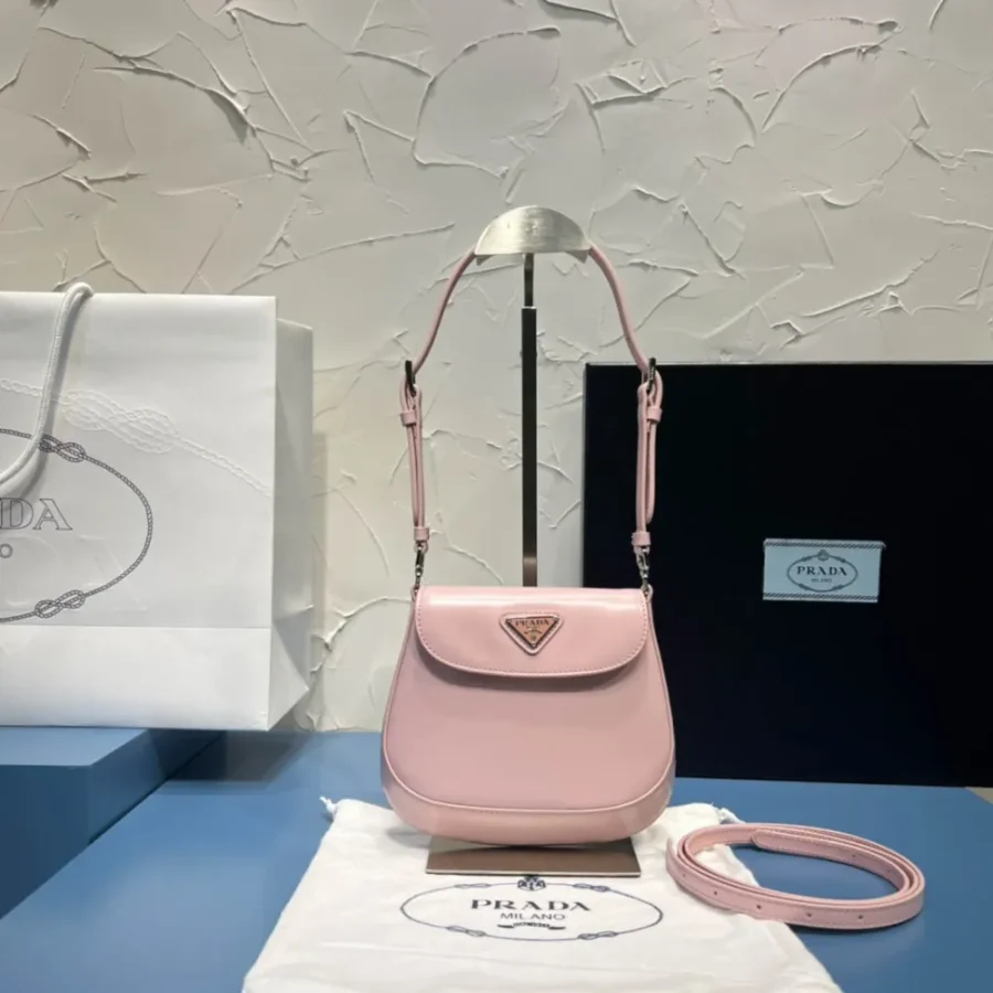 Prada Cleo Series Handbag Size: 17x14.5cm 1BH188