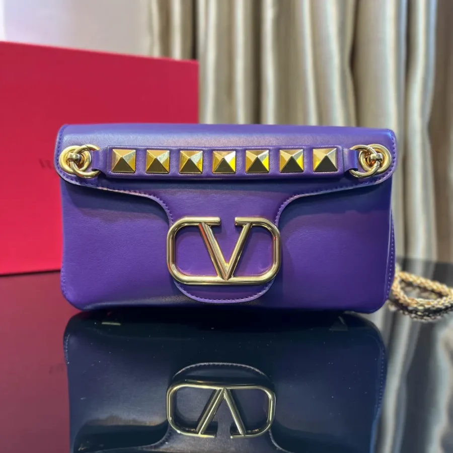 Valentino Size: 28 x 17 x 8 cm