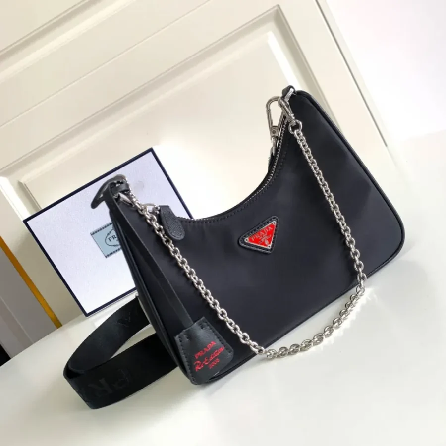 Prada Underarm Bag 1BH204 Size: 22x12cm