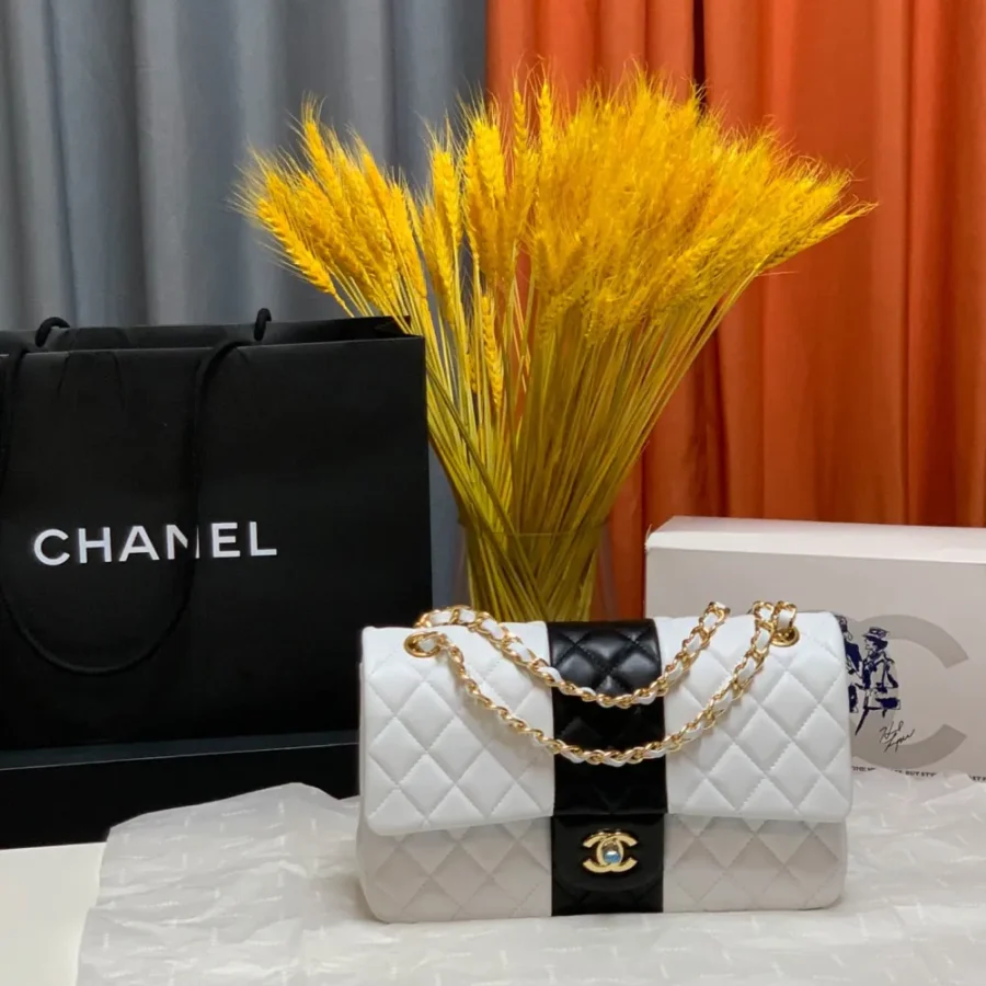 CHANEL Model: 01112# Size: 25CM