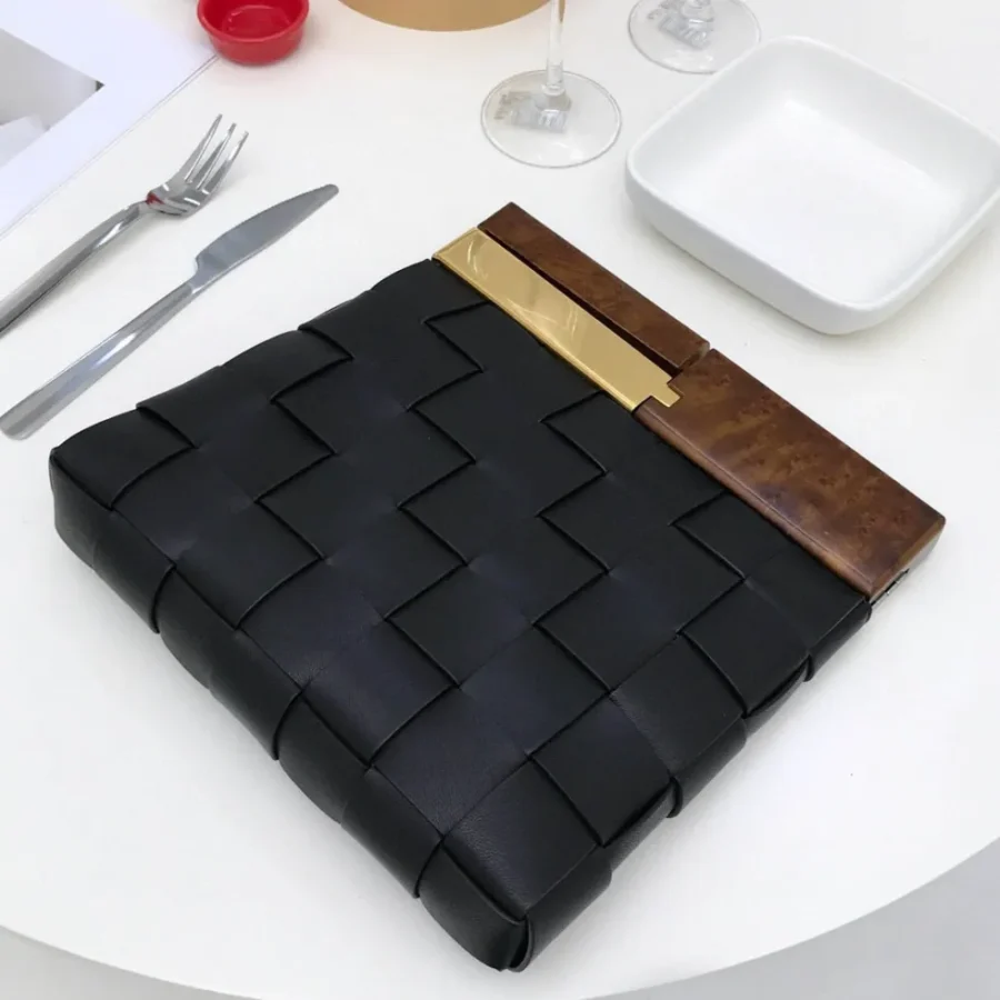 BV Bottega Veneta bag Size: 27x28cm