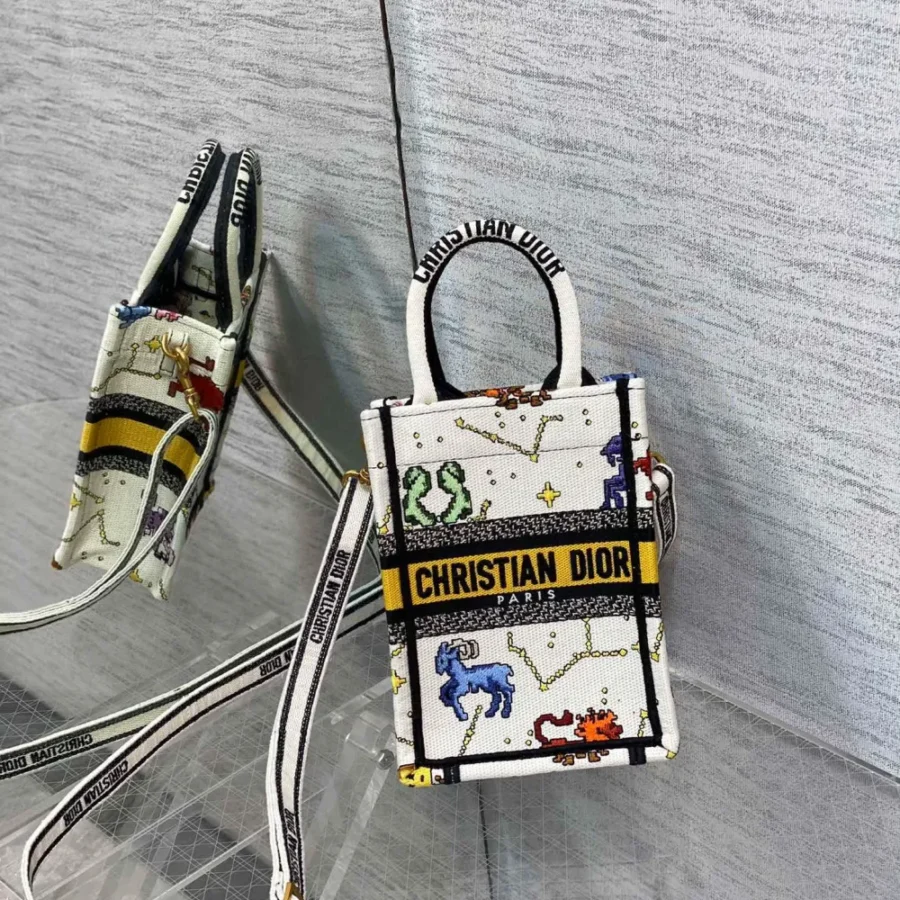 Tote Series size:13.5*5*18cm