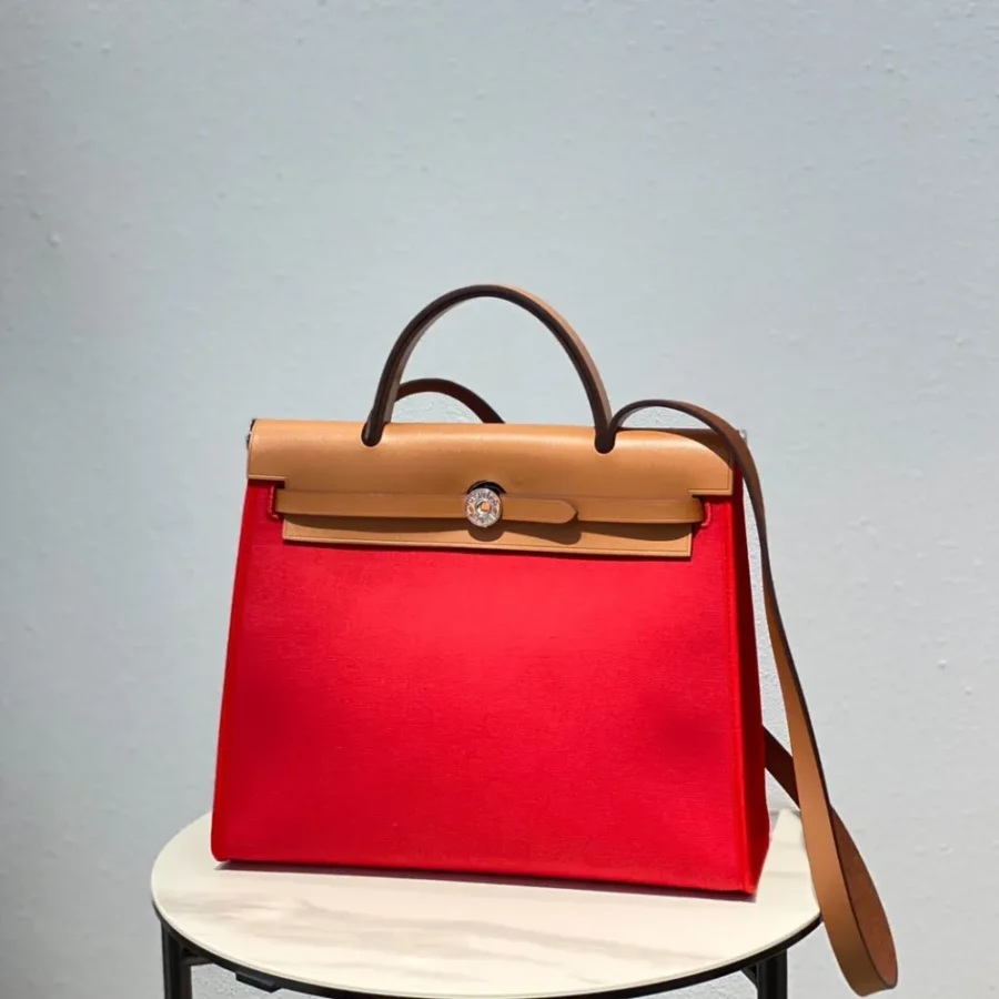 Canvas bag Size: 31*15*10Cm