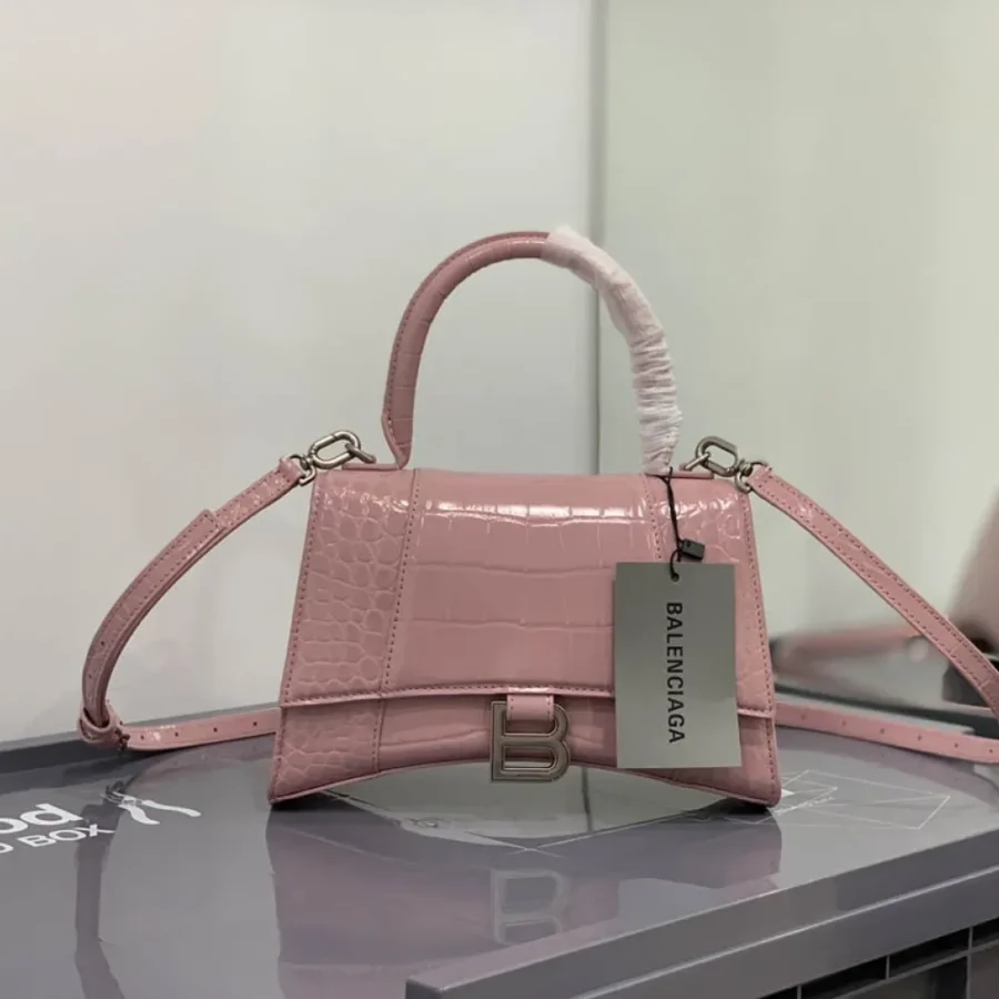 Diamond bag Model: 8895 Size: 23x10x24