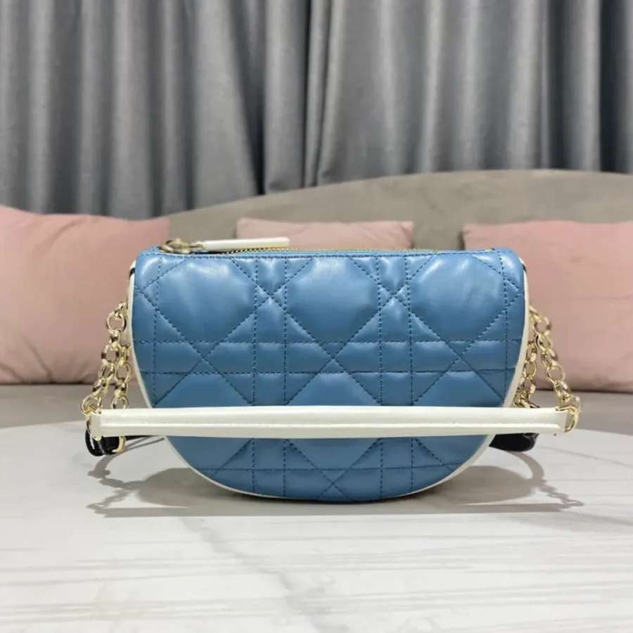 VIBE Early Spring Modern Sport Size: 24*15*6.8cm