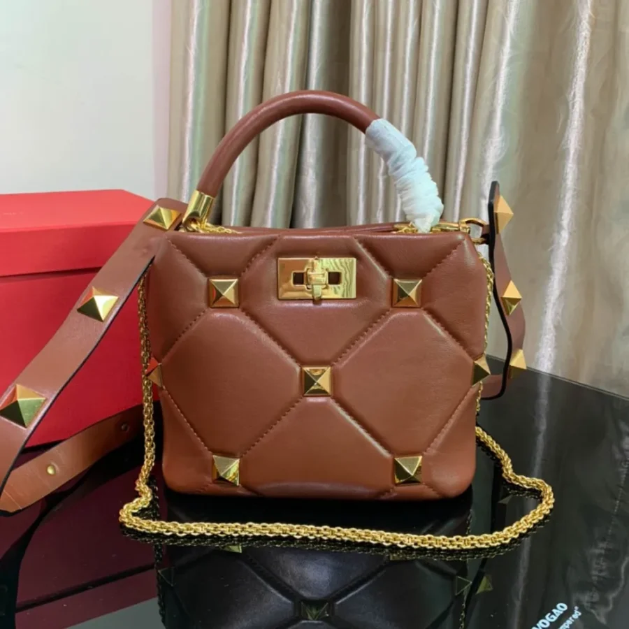 Valentino Model:0097S Size:21x 17x 14cm