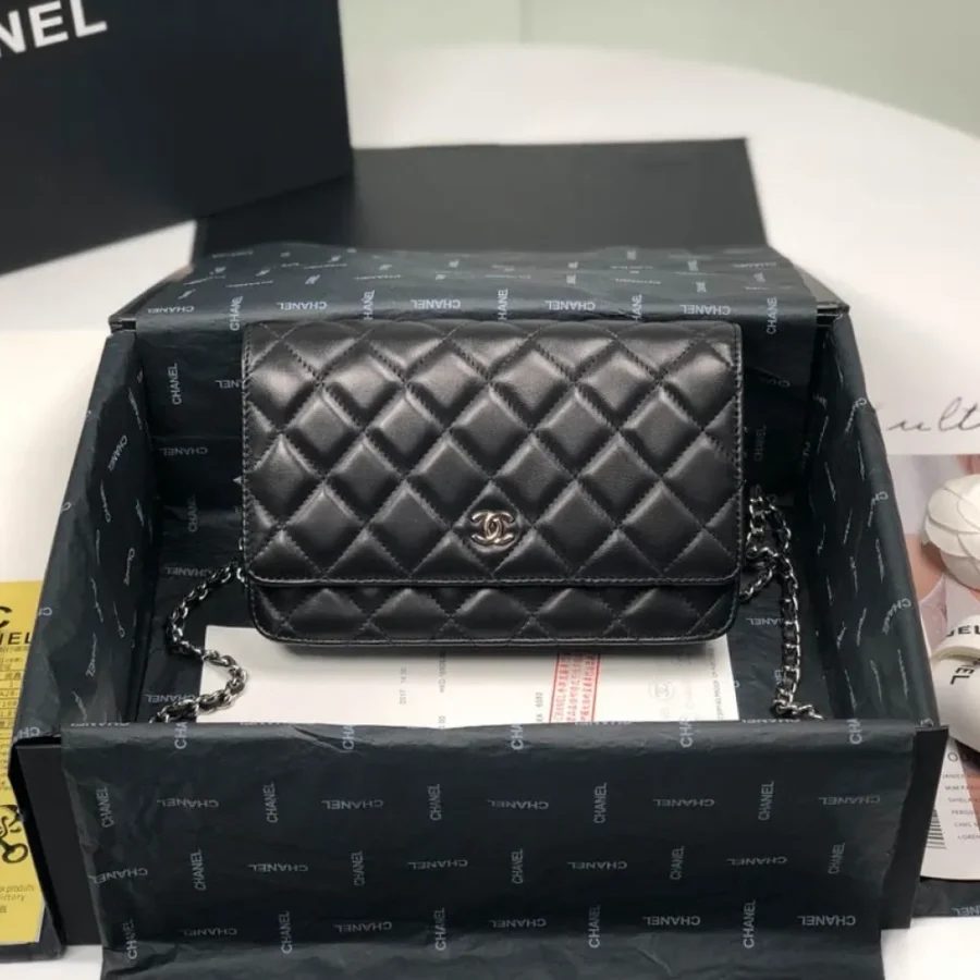 Lambskin Shoulder Chain Bag Style Number: 33814