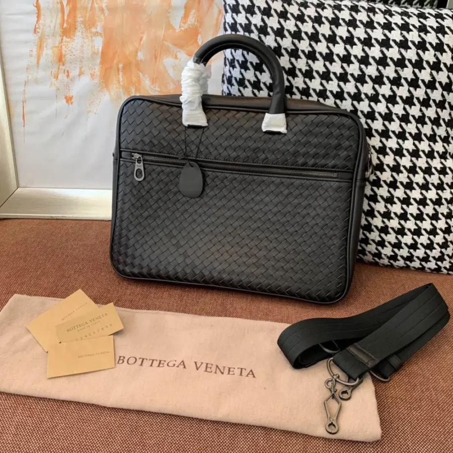 BV Crossbody Size:38cm 98038