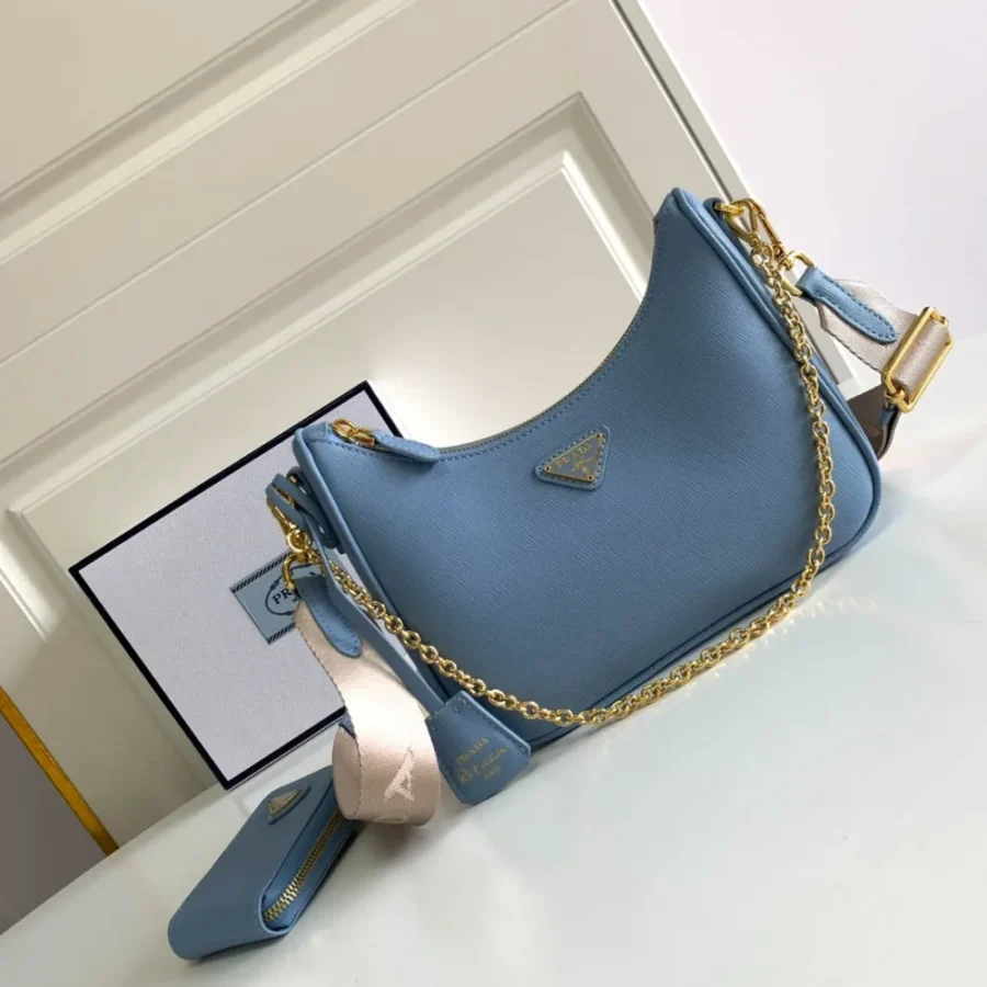 Prada Underarm Bag Size: 23x17cm 1BH213