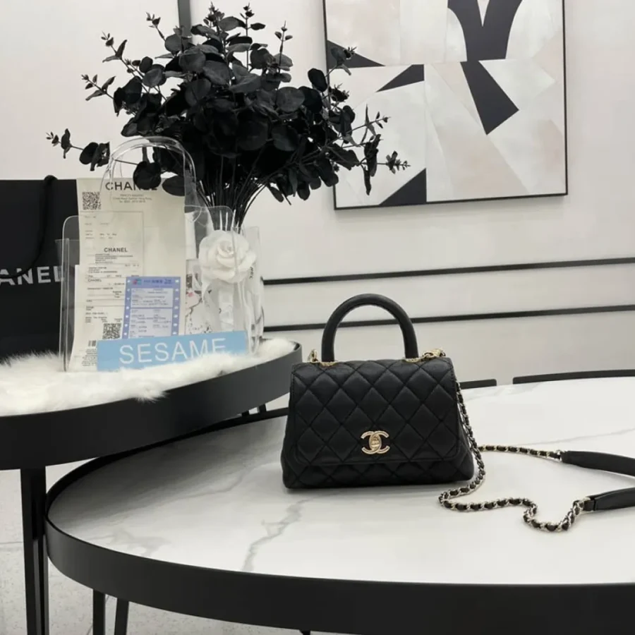 Chanel Size: 19cm*23cm*28cm Model: AS2215/92990/92991