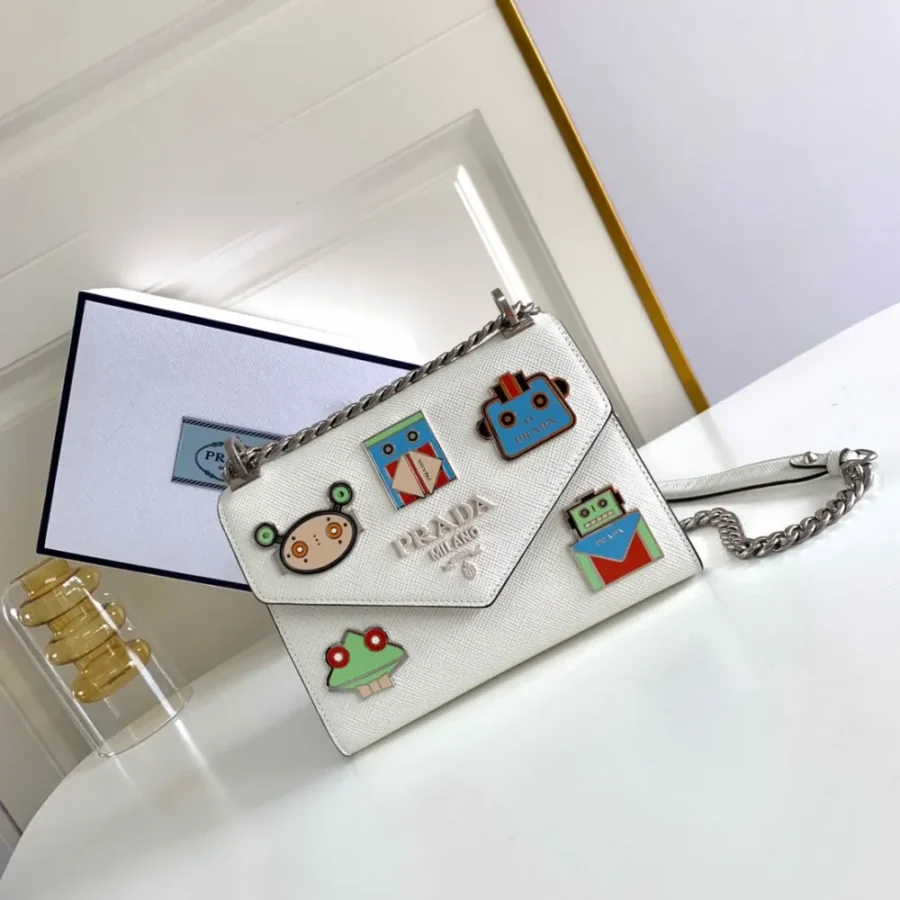 Prada Shoulder Bag Size: 21.14x10cm