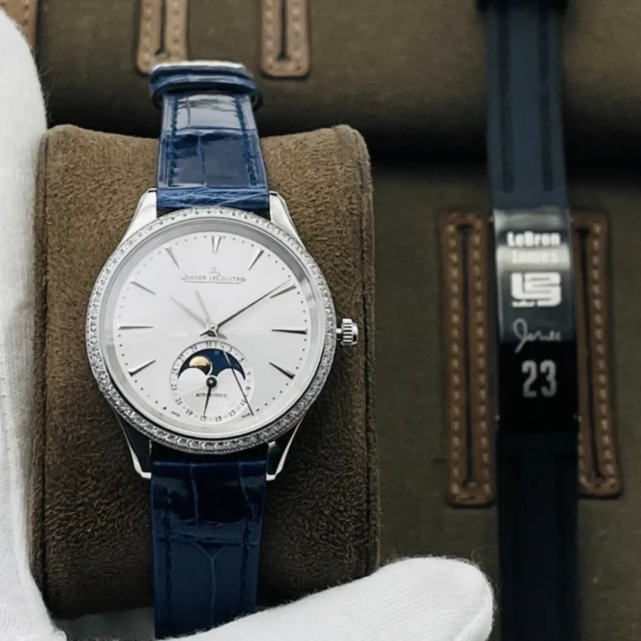 Jaeger-LeCoultre watch Diameter: 34MM
