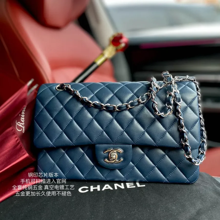 Model: A01112 Size: -25.5*15.5*6.5