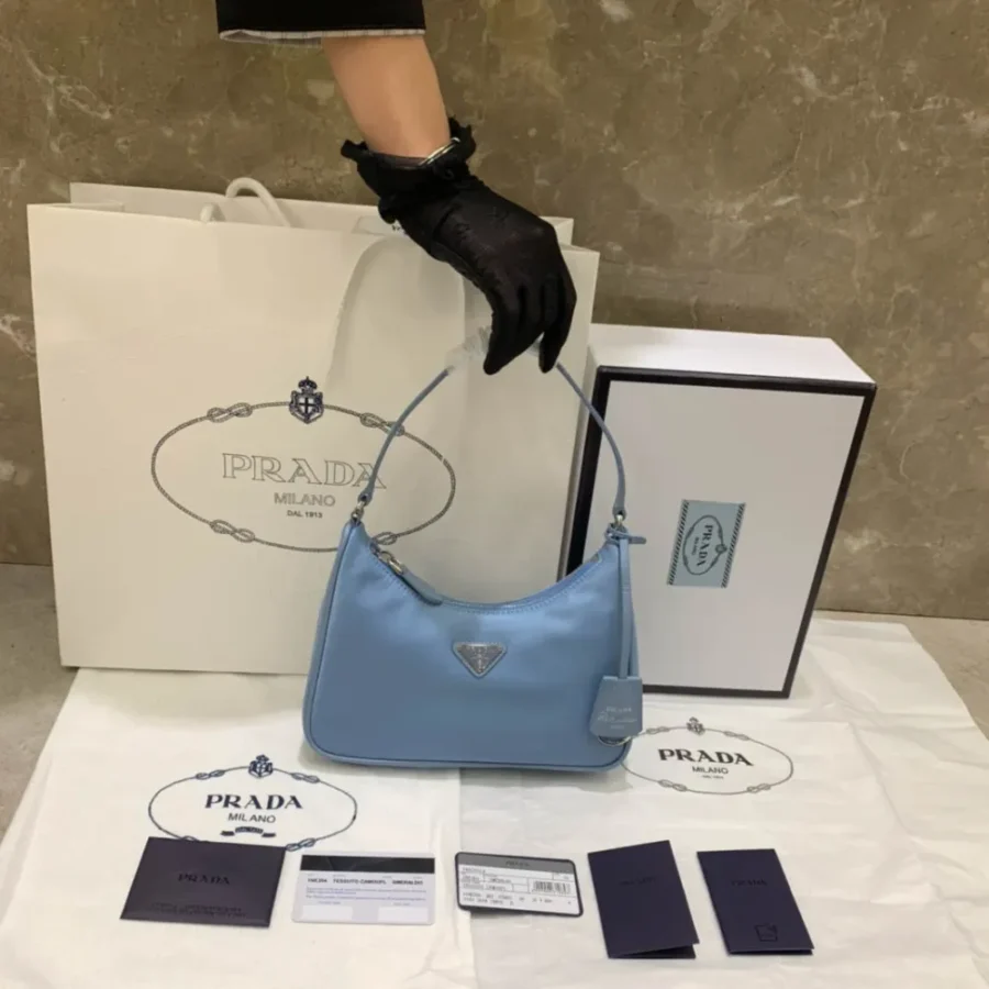 Prada Handbag Size:22x18cm 1NE204