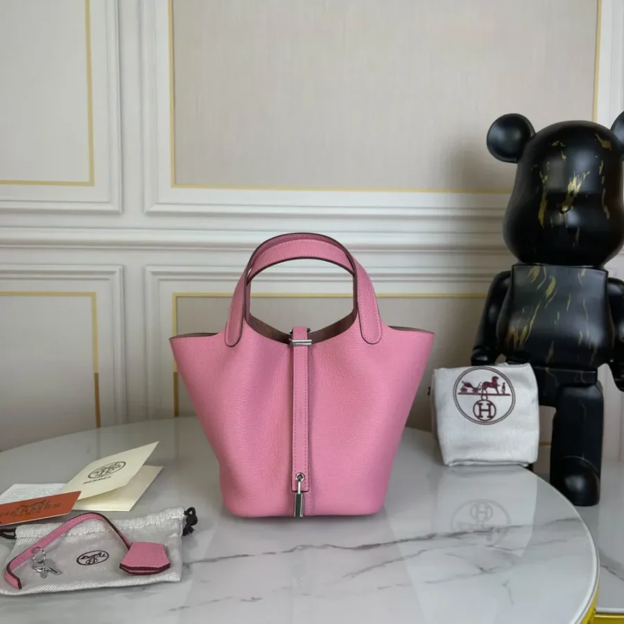 Hermes Size: 18cm