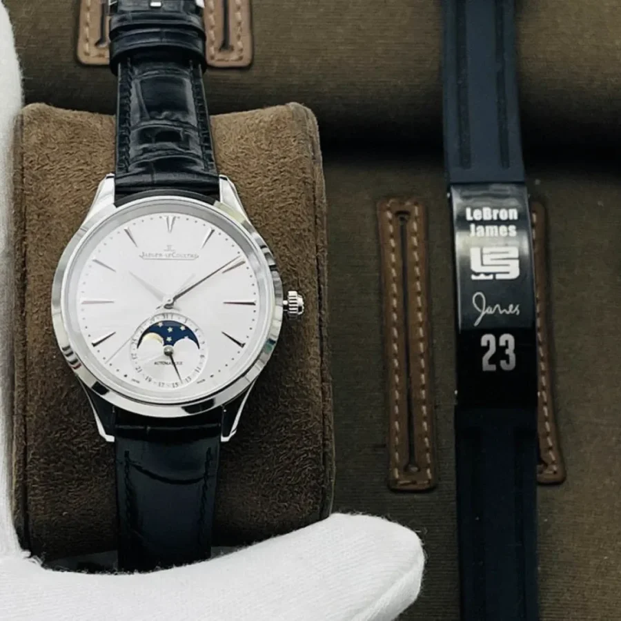 Jaeger-LeCoultre watch Diameter: 34MM