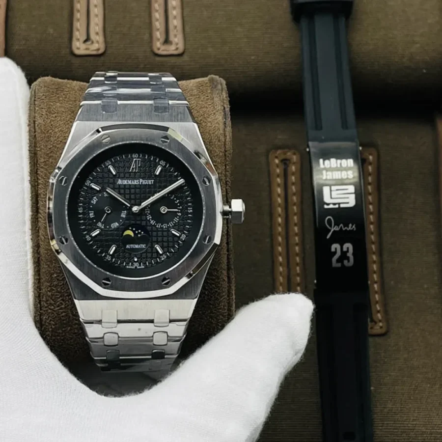 Audemars Piguet watch Model 26574 Diameter: 41*9.50 mm