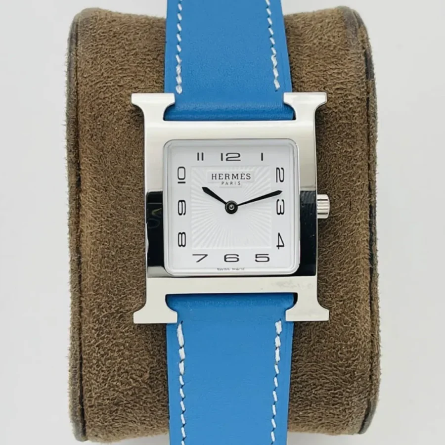 Hermes diamond series watch Size: 26X26MM