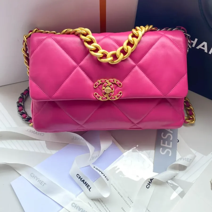Chanel Model: S1161 Size: 30cm