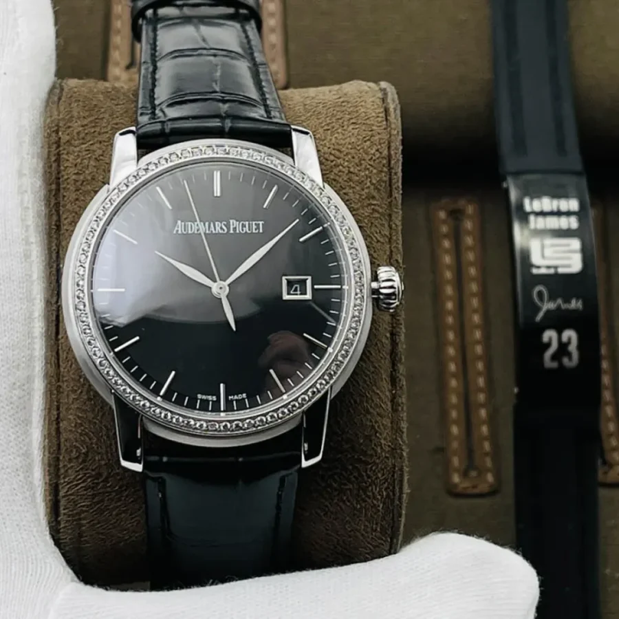 Audemars Piguet JULES AUDEMARS series watch Model: 2824 to 3120 automatic mechanical diameter 41 mm