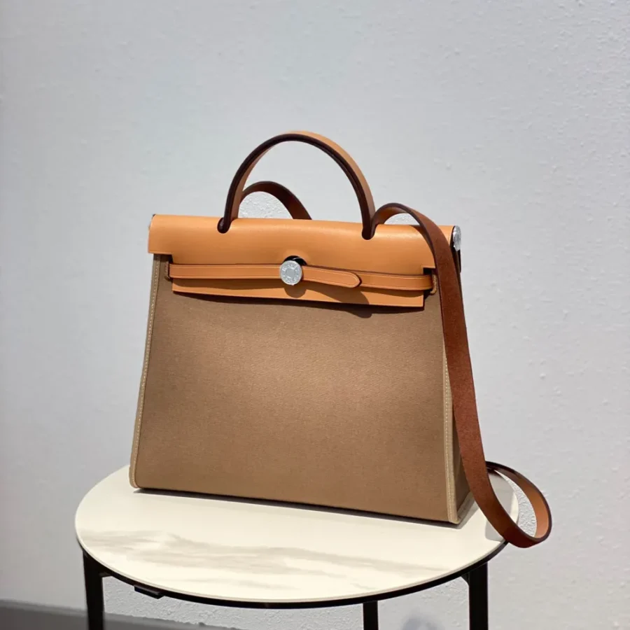 Canvas Bag Size: 31cm