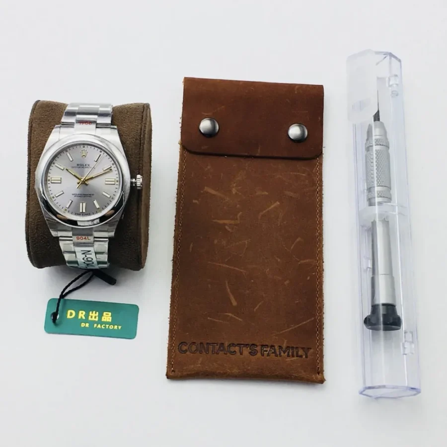 Rolex Oyster Perpetual Diameter: 41mm Thickness: 12mm