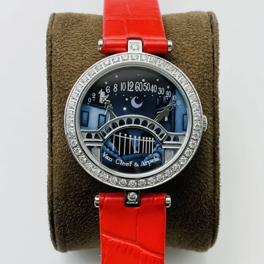 Van Cleef & Arpels watch Diameter: 38*8 mm