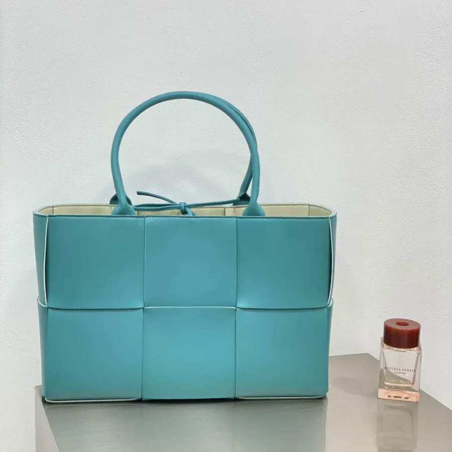 BV ARCO TOTE bag Size:38x25 609175