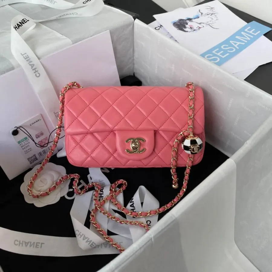 Chane Small Golden Ball One Shoulder Crossbody Model: AS1787 Size: 20cm