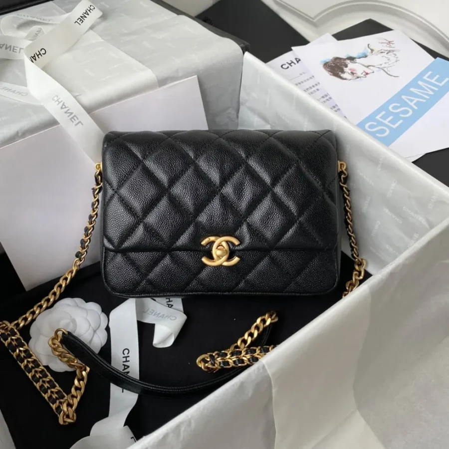 Chanel Model: AS3103 Classic Diamond Flap Bag Size: 21x15x6cm